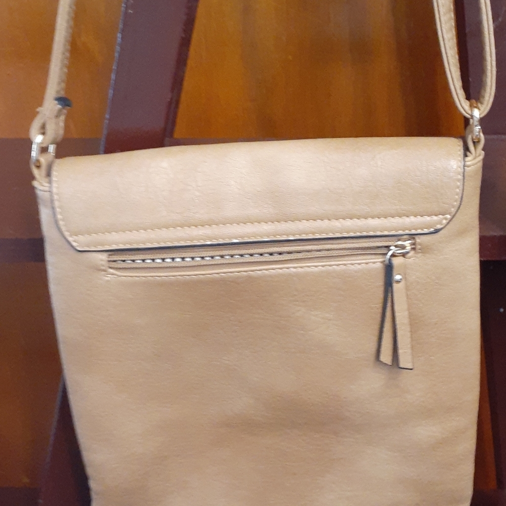 Purse - Picture 3 of 4